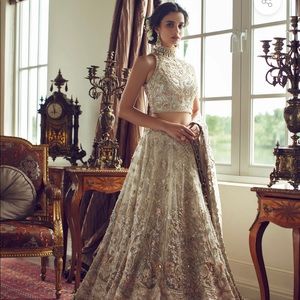 Suffuse Bridal Outfit!! Never worn other then this picture! I am a size Small.